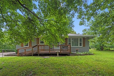 908 N 8th St, Lansing, KS 66043 - photo 3