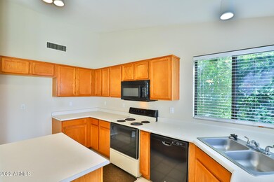 2463 E Longhorn Pl (enhanced)-08