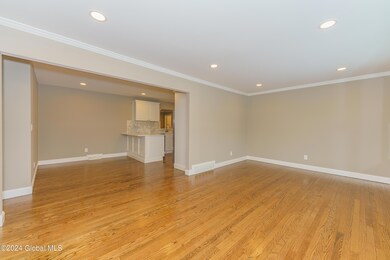 1 Livingroom 2