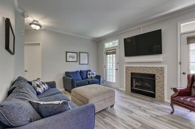 1265 Rhodes Ln unit 1308, Naperville, IL 60540 - photo 2