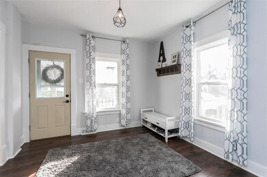 1622 13th Ave SE, Cedar Rapids, IA 52401 - photo 3