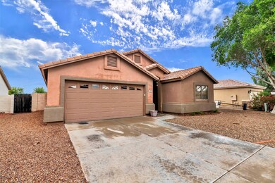 1724 E Fr-002-002-DLB 5101-MLS_Size