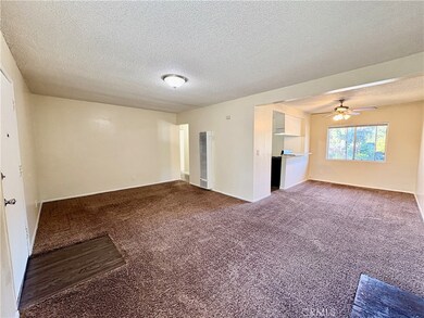 144 W Baseline Rd unit 7, San Dimas, CA 91773 - photo 2