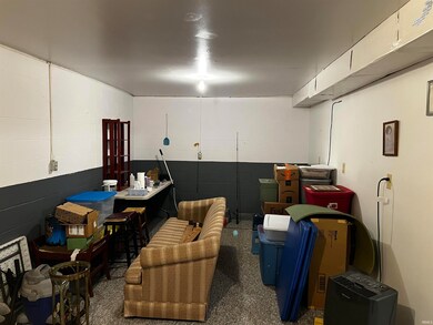 278 W Jefferson St, Upland, IN 46989 - photo 7