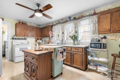 2024 S Point Rd, Belmont, NC 28012 - photo 6