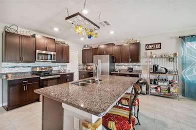 7021 King Creek Dr, Sun City Center, FL 33573 - photo 6