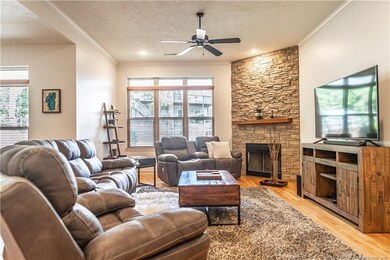 Living Area w/ Tray Ceiling