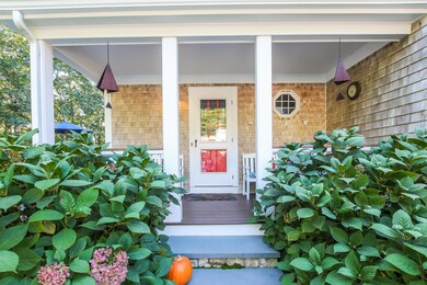 004-photo-front-entrance-6400529