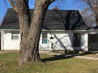 911 E Columbia St, Delphi, IN 46923 - photo 3