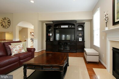 42596 Cochrans Lock Dr, Ashburn, VA 20148 - photo 6