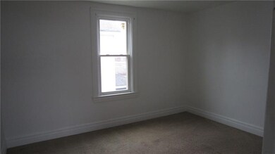 218 Emerson St, Vandergrift, PA 15690 - photo 5