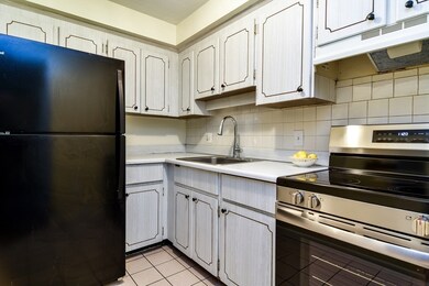 915 Edgell Rd unit 85, Framingham, MA 01701 - photo 5