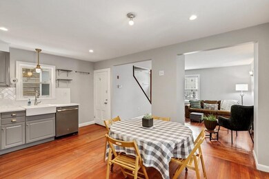 36 Campbell St, Woburn, MA 01801 - photo 5