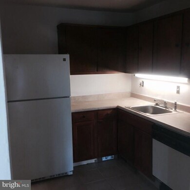 6011 Emerson St unit 709, Bladensburg, MD 20710 - photo 3