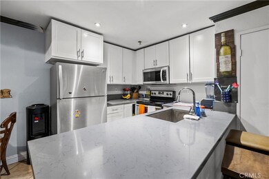 25031 Peachland Ave unit 167, Newhall, CA 91321 - photo 4