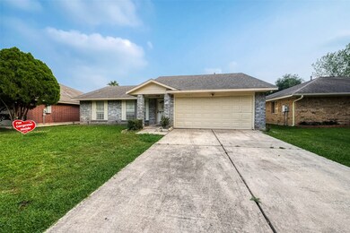 7927 Log Hollow Dr, Houston, TX 77040 - photo 3