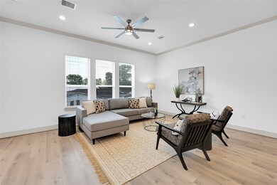 1536 Dewalt St, Houston, TX 77088 - photo 7