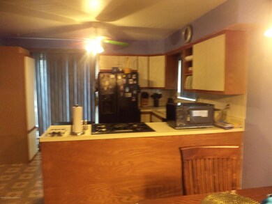 938 Clove Rd unit B, Staten Island, NY 10301 - photo 7