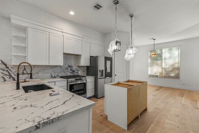 848 Fisher St unit A, Houston, TX 77018 - photo 5