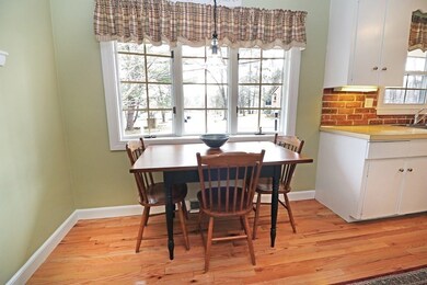 64 Goulding St, Holliston, MA 01746 - photo 6