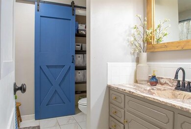 913 NW 13th St, Blue Springs, MO 64015 - photo 7