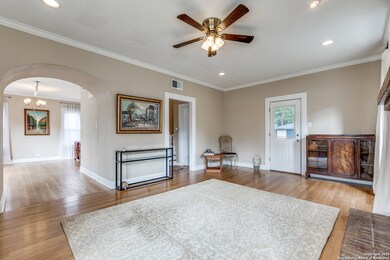 567 Donaldson Ave, San Antonio, TX 78201 - photo 7