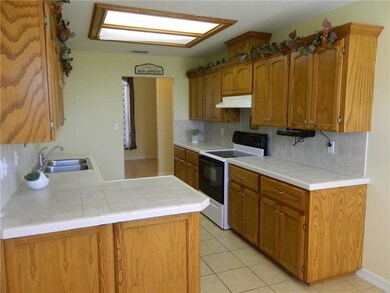 606 Bowie St, Weslaco, TX 78599 - photo 7