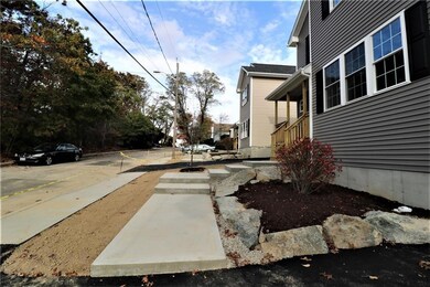121 Hillcrest Ave, Providence, RI 02909 - photo 3