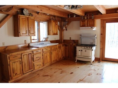 161 Shirley Cir, Townshend, VT 05353 - photo 7