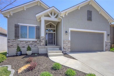 9837 Hollis Ln, Shawnee, KS 66227 - photo 3