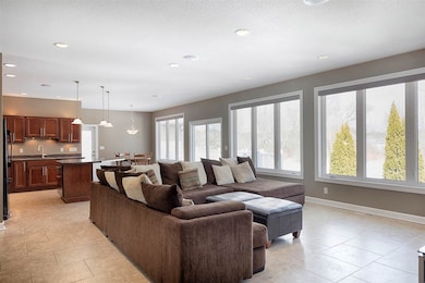 4008 Wedgewood Dr, Cedar Falls, IA 50613 - photo 5