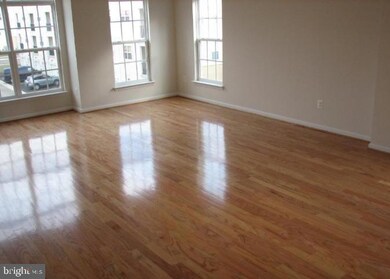 42683 Hollyhock Terrace, Ashburn, VA 20148 - photo 5