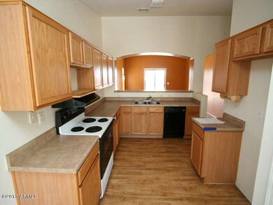 023-252940 kitchen view