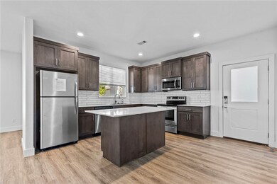 929 & 931 Oakland Ave, Fayetteville, AR 72701 - photo 3