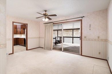 427 E Oak St, Viroqua, WI 54665 - photo 6