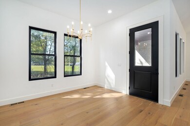 1702 E Cobblestone Dr, Ozark, MO 65721 - photo 7