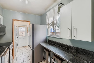 2537 S Logan St, Denver, CO 80210 - photo 6