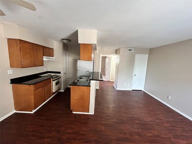 1412 Hawthorne St unit 5, Houston, TX 77006 - photo 7