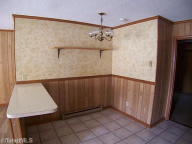 112 Lynn Dr, Archdale, NC 27263 - photo 3