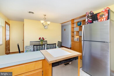 430 S Duke St, Palmyra, PA 17078 - photo 7