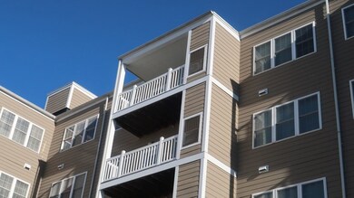 Walnut Place Condominiums unit 420, Peabody, MA 01960 - photo 2