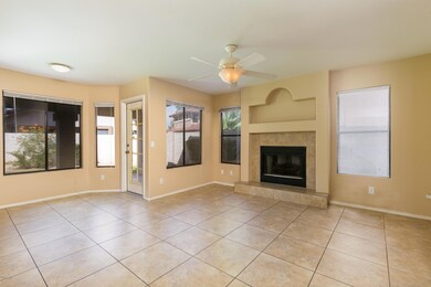 694 N May St, Chandler, AZ 85226 - photo 2