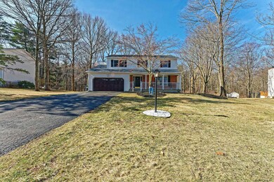 941 Douglas Ct, Schenectady, NY 12309 - photo 2