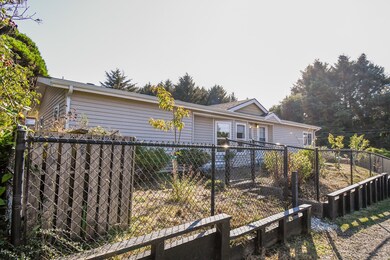 1508 SW Fleet Ave, Lincoln City, OR 97367 - photo 5