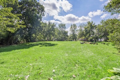 196 E Saint Charles Rd, Elmhurst, IL 60126 - photo 7