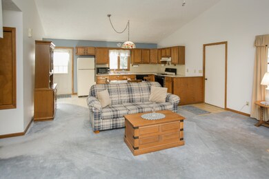8926 n 40th-105