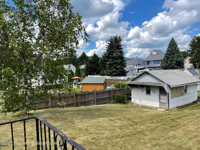 615 Spruce St, Olyphant, PA 18447 - photo 6