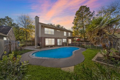 5111 Spring Branch Dr, Pearland, TX 77584 - photo 2