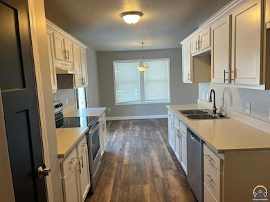 2902 N Kansas Ave, Topeka, KS 66617 - photo 3