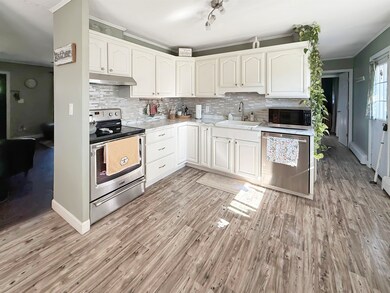 67 Meadow Brook Rd, Rutland, VT 05701 - photo 5